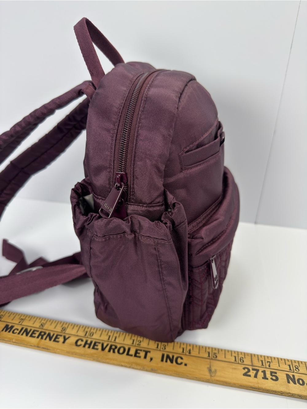 LUG Orbit Mini adjustable backpack Shimmer Wine Burgundy Purple - Picture 16 of 16
